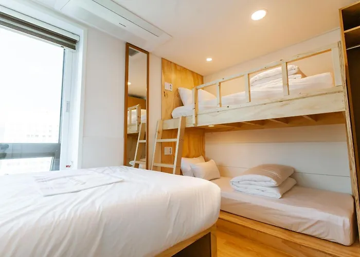 Step Myeongdong 1 Albergue