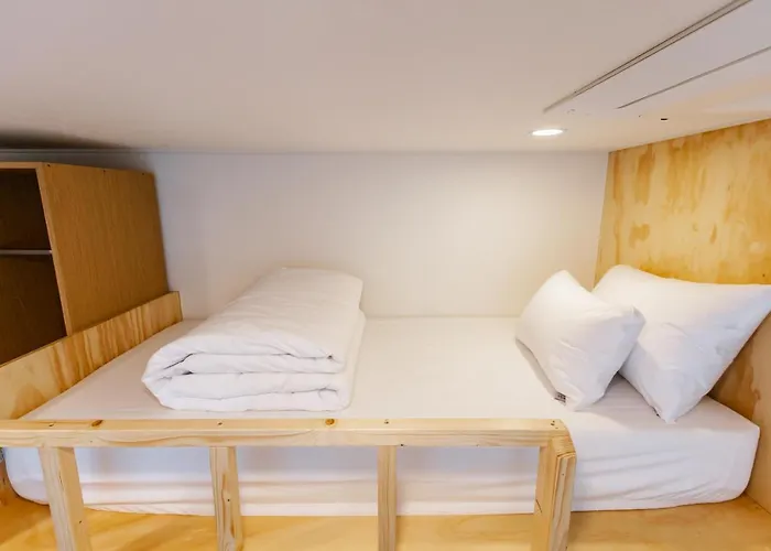 Step Myeongdong 1 Albergue *