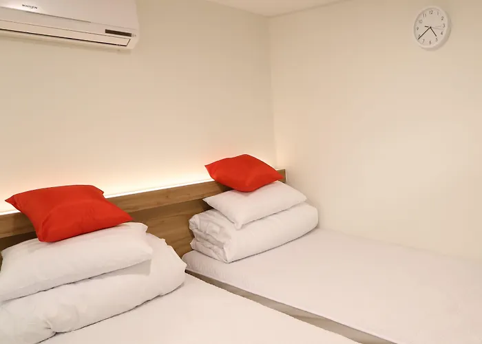 Step Myeongdong 1 Albergue *