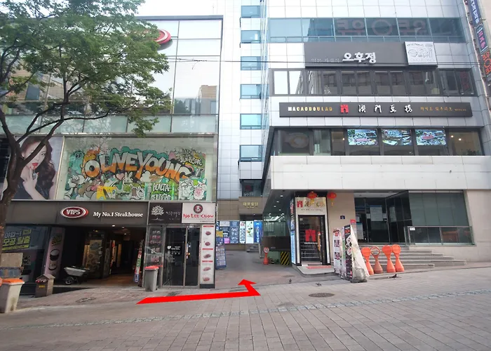 Step Myeongdong 1 Seul