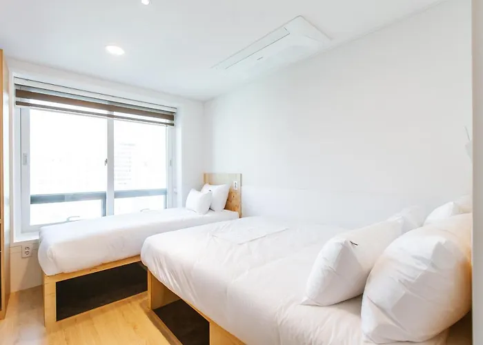 호스텔 스텝인 명동 1 *
